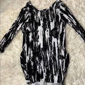 Black And White Long sleeve Mini dress